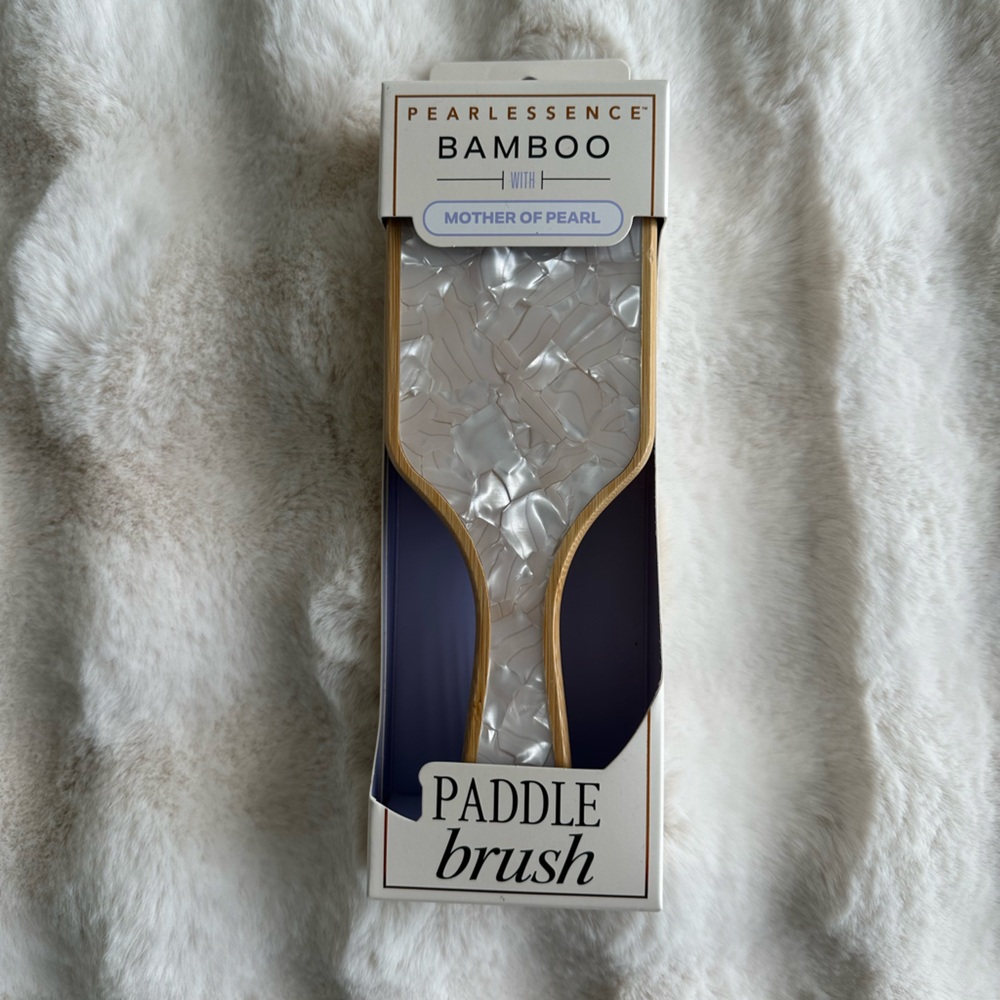 🆕 Pearlessence | Bamboo Paddle Brush With Mother Of Pearl!